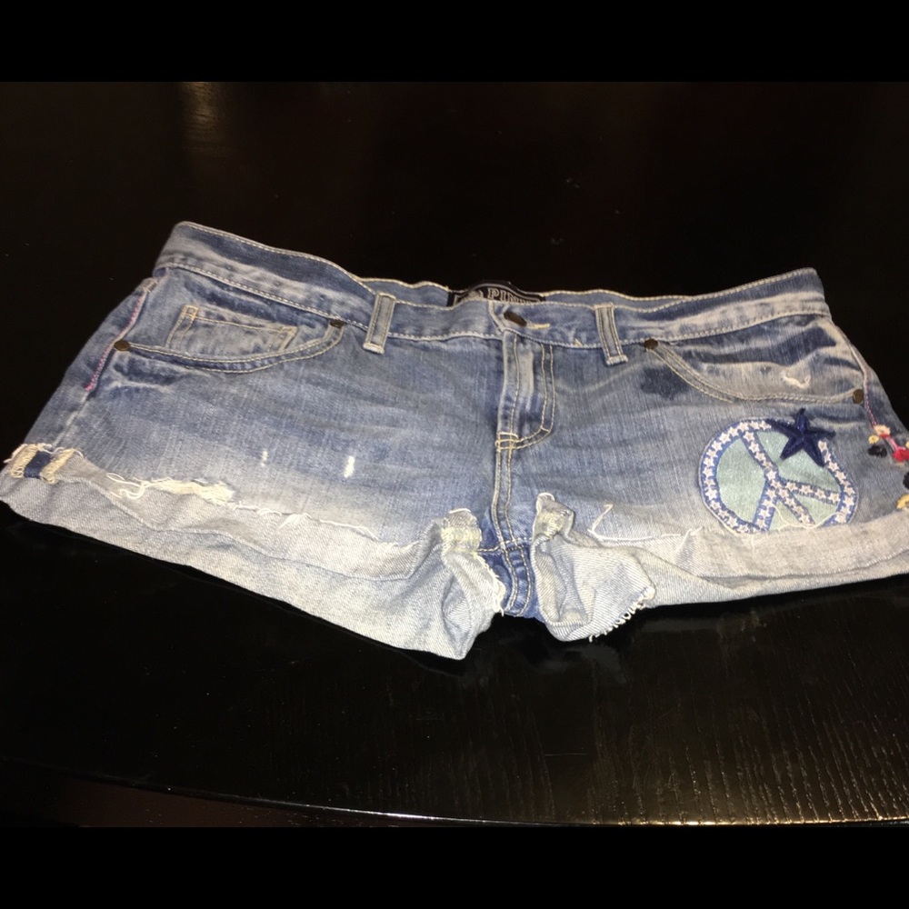 Victoria pink denim patch shorts